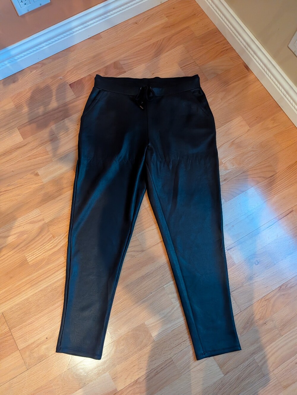 NEW Rachel Zoe Black Women's Faux Leather Jogger Pants Size M